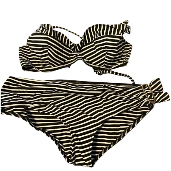 Louis Vuitton Two-piece swimsuit EUC Size 40 Cup B to C - Picture 8 of 9